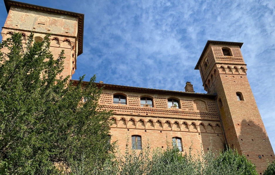 Castello Delle Quattro Torra, Italy